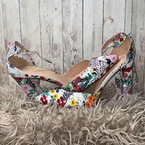Chase + Chloe Floral block heels